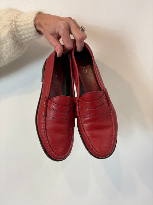 MASSIMO DUTTI. Mocasines rojos