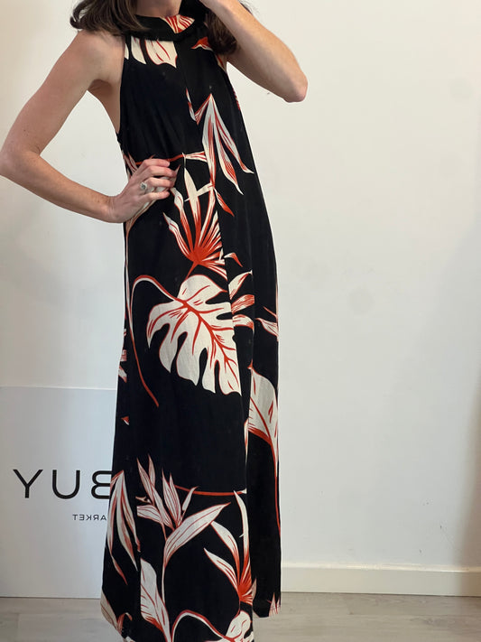 SFERA. Vestido midi estampado halter