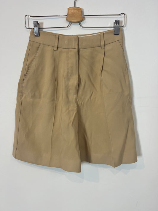 MANGO. Bermuda fluida beige T.34