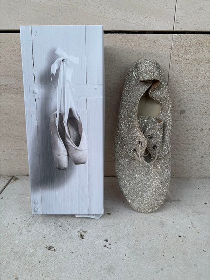 ANNIEL. Zapatos cordones purpurina. T 41
