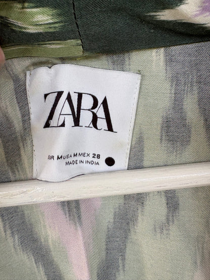 ZARA. kimono largo estampado y bordados. T M
