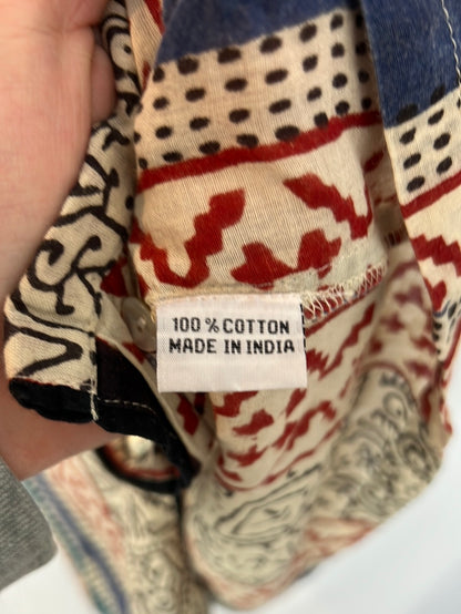 BABBAKI. Blusa algodón estampada. T M/L