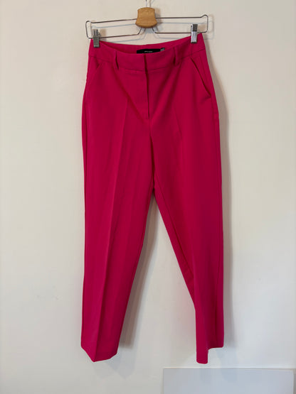 VERO MODA. Fuchsia suit jacket. Size 36