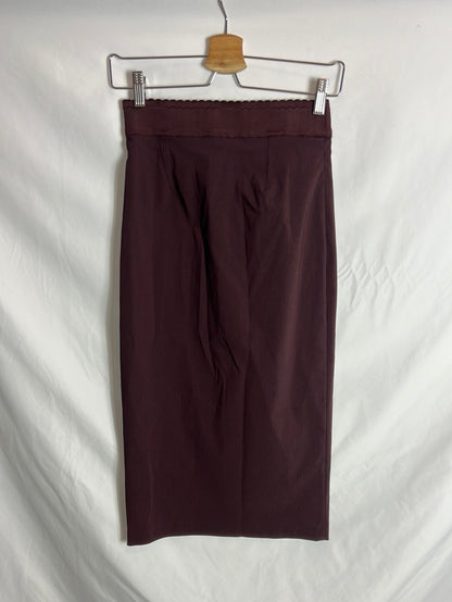 TWIN-SET. Maroon elastic midi skirt. T.S.