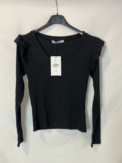 ARMONIAS. Top negro canalé volante. T S