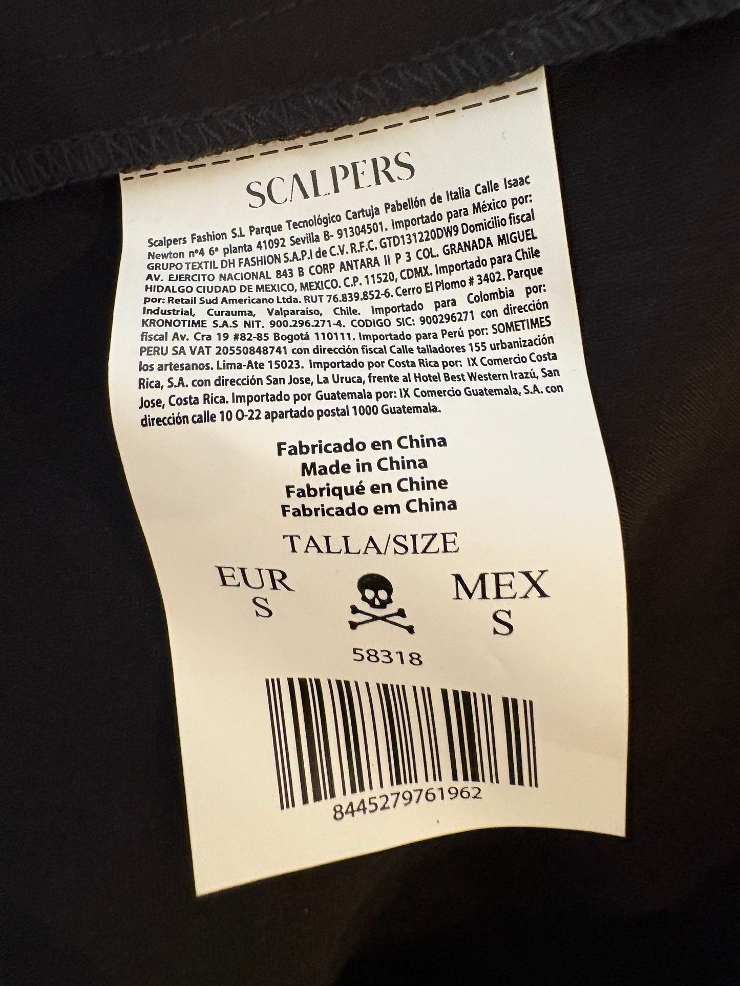 SCALPERS. Vestido negro pedrería T.s