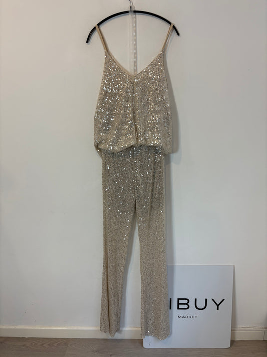 OTRAS. Top tal look lentejuelas