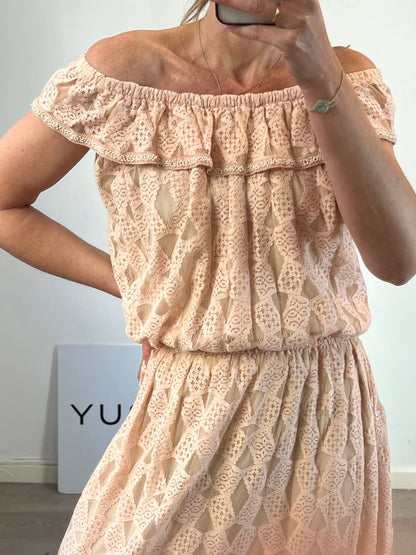 MARK'S THER PARIS. Long pink lace dress. TM