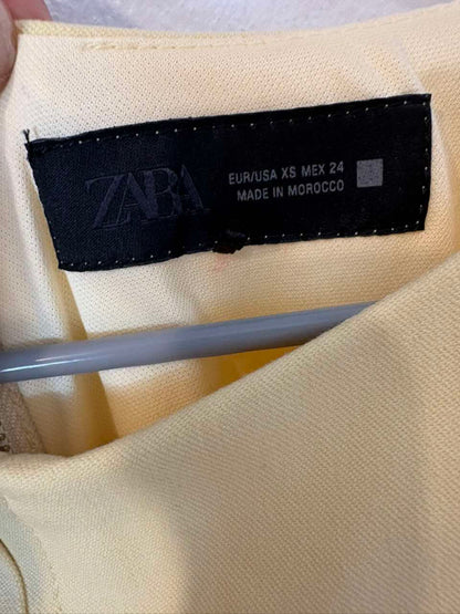 ZARA. Vestido largo entallado pastel