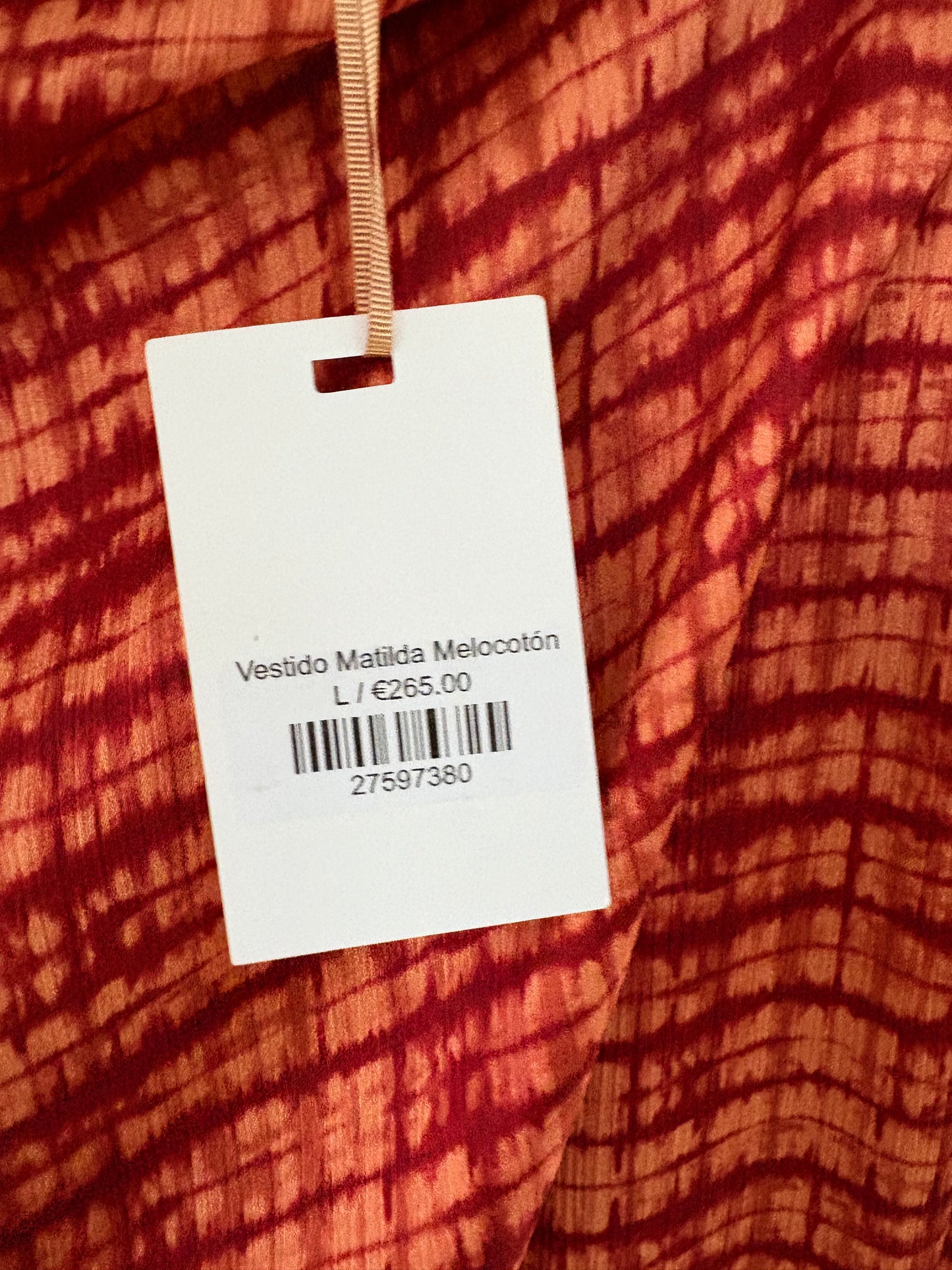 VOGANA. Vestido largo estampado hombreras