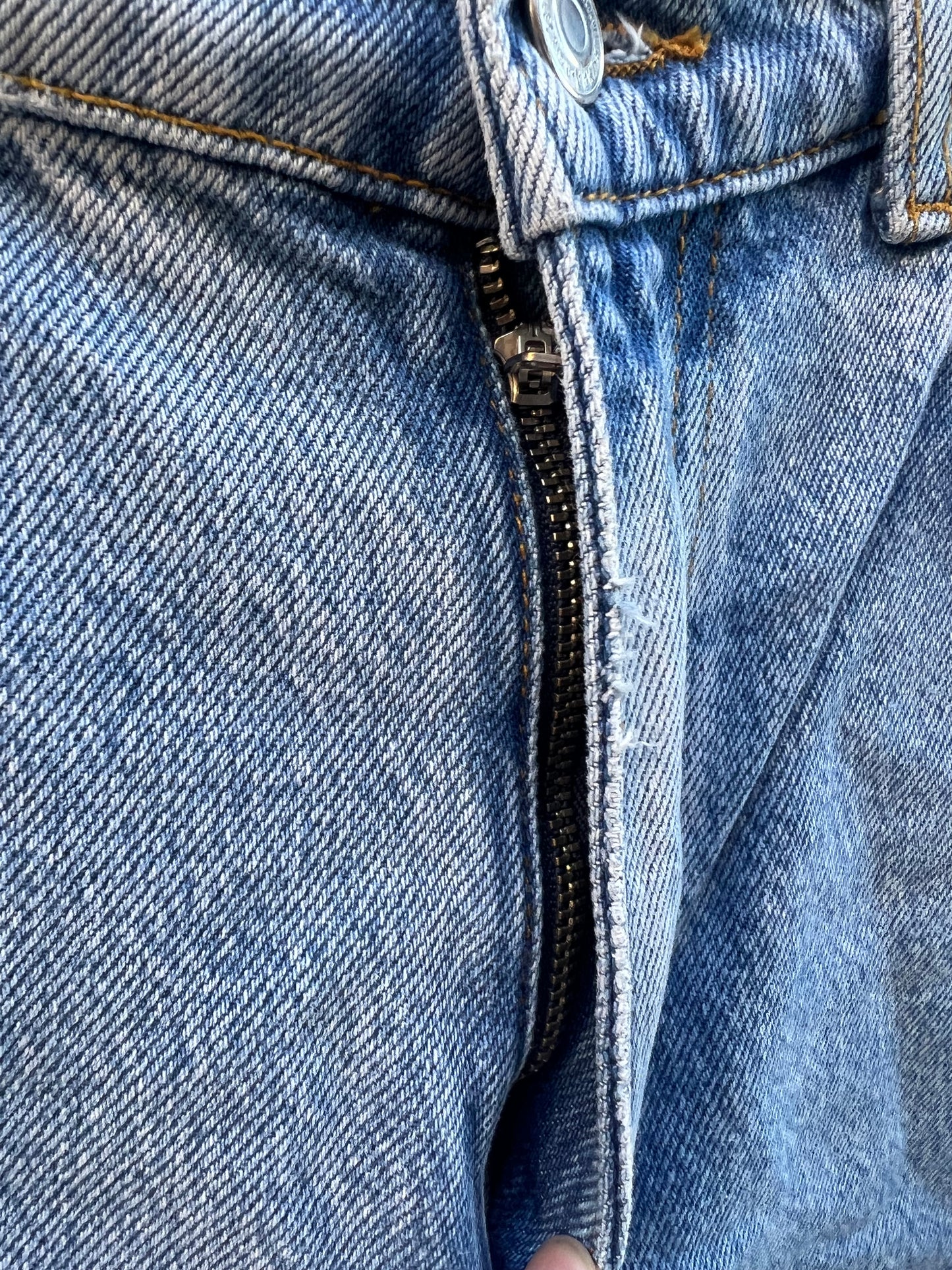 ZARA. Denim recto claro. T 36
