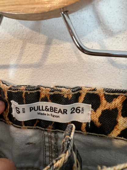 PULL &amp; BEAR. Animal print denim skirt. T.S.