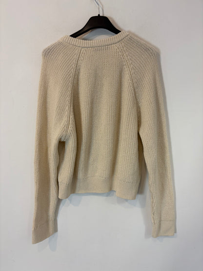 MASSIMO DUTTI. Short green skirt with pocket T.xs