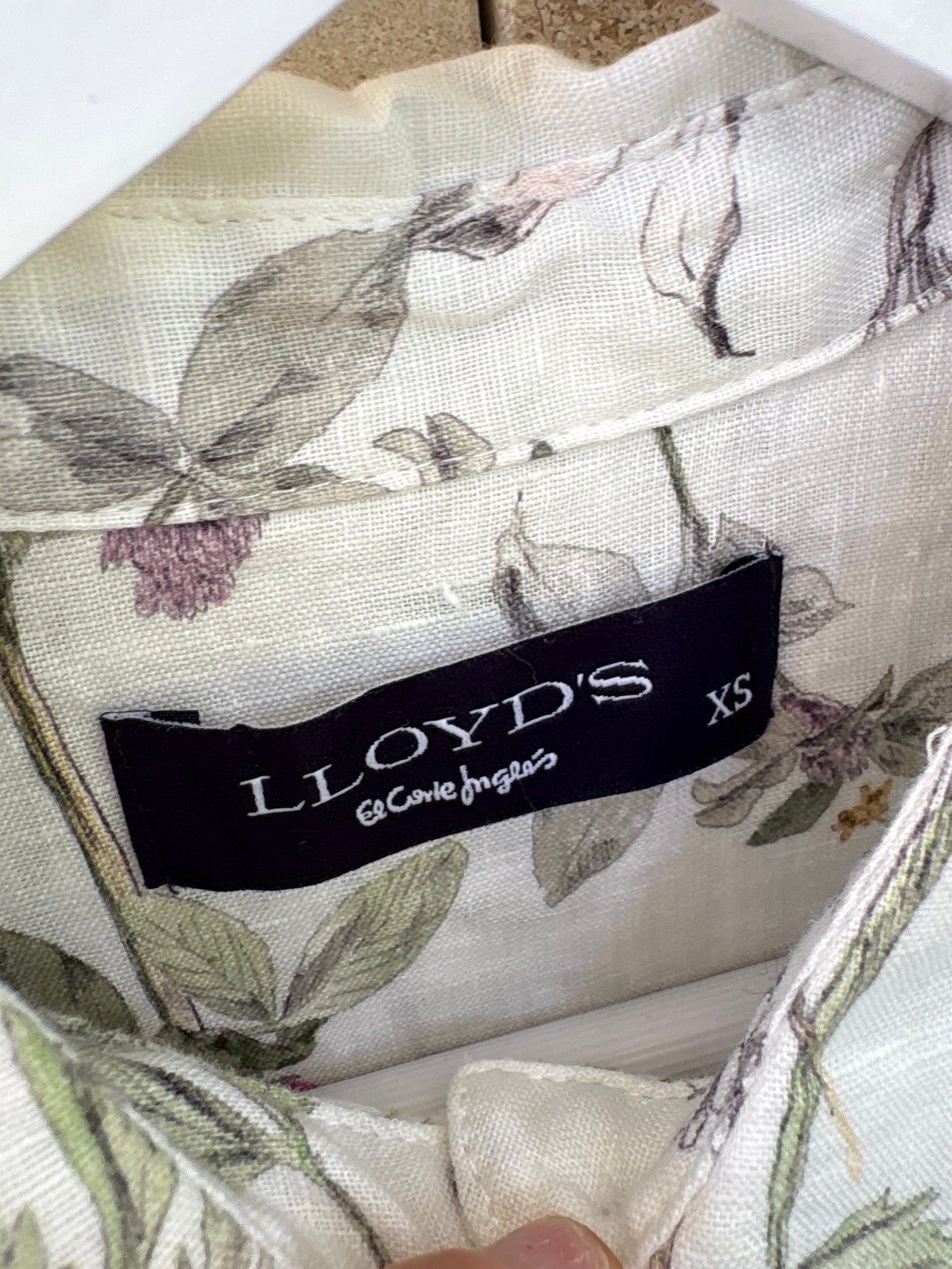 LLOYD´S. Blusa con estampado floral