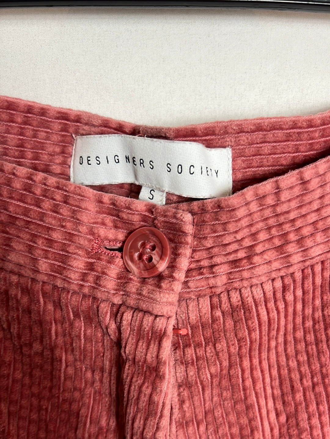 DESIGNERS SOCIETY. Pantalón recto pana rosa. T S (Tara)