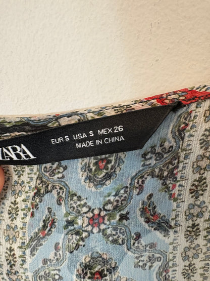 ZARA. Flowy blue printed blouse. TS