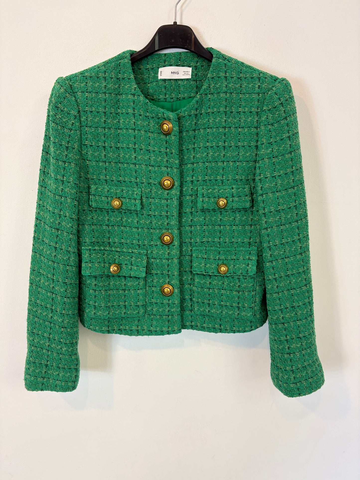MANGO. Chaqueta tweed verde botones. T S
