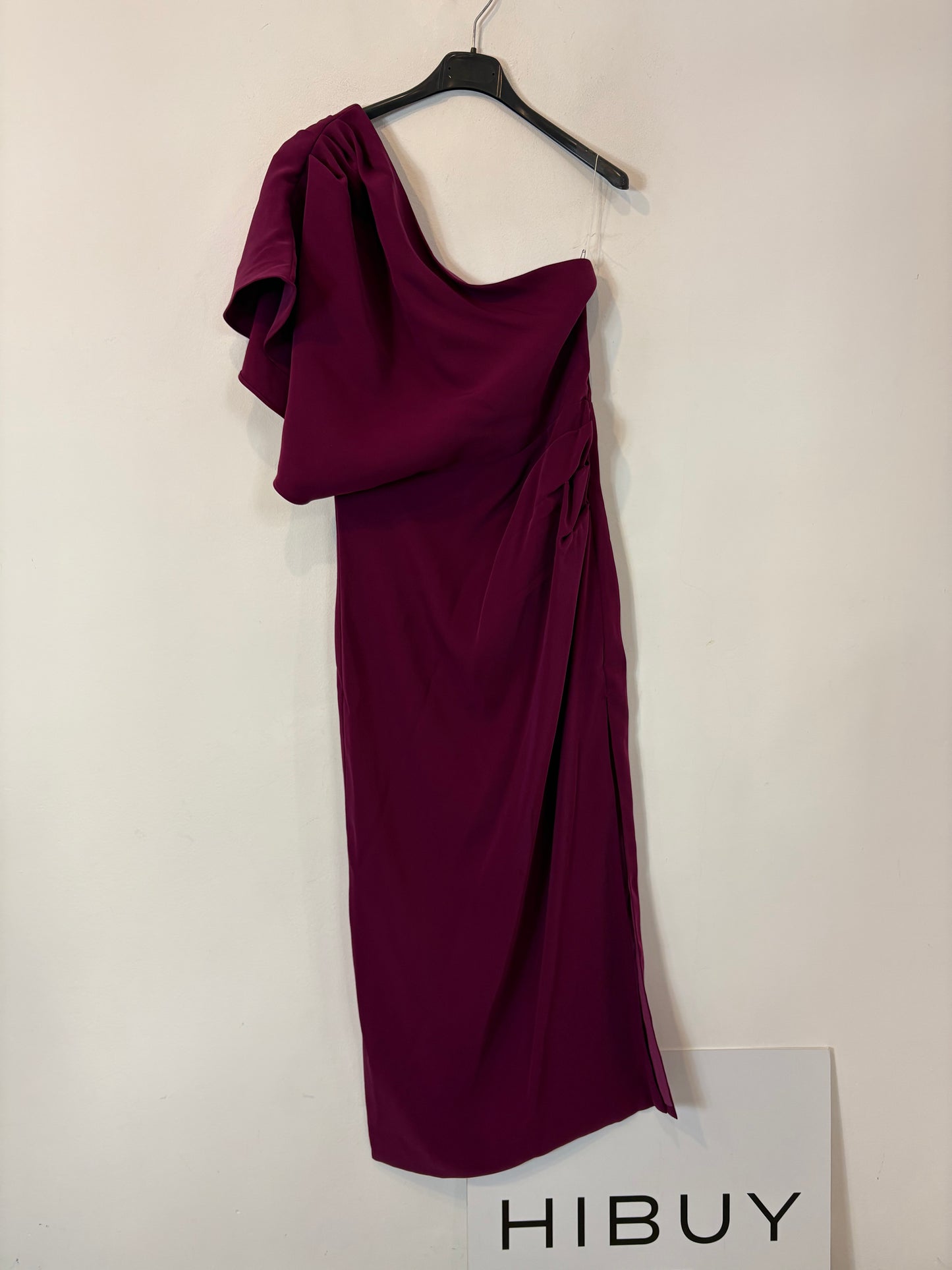 BRUNA. Vestido midi asimétrico