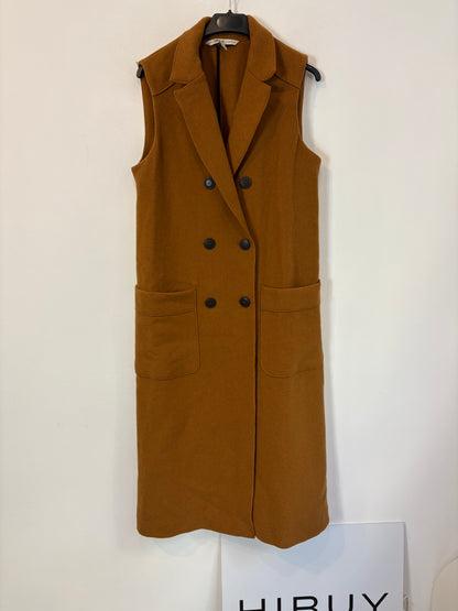 ZARA. Chaleco largo marrón con lana