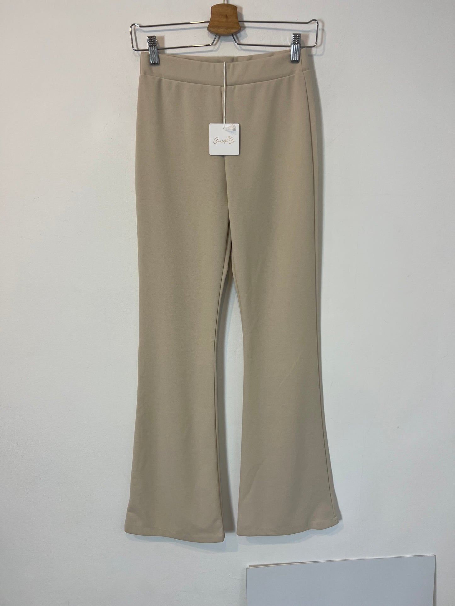 CARLOTA&amp;CO. Slightly flared beige trousers. TS/M