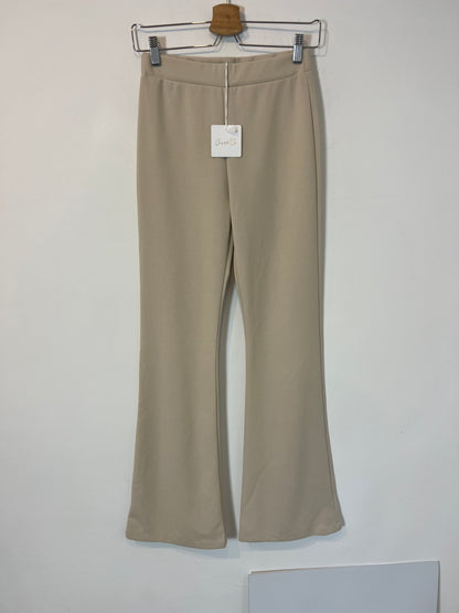 CARLOTA&amp;CO. Slightly flared beige trousers. TS/M
