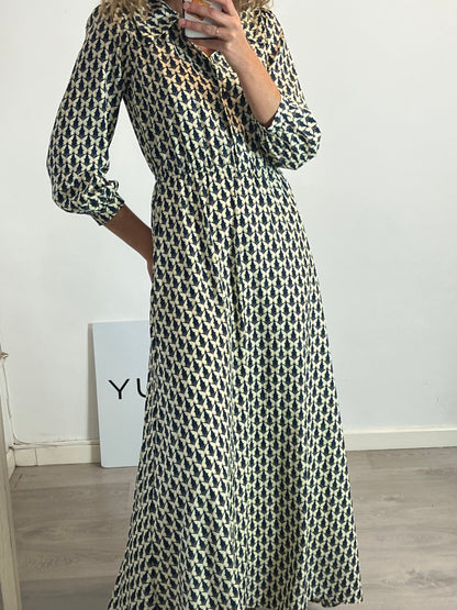 SMILE. Vestido largo mariposas