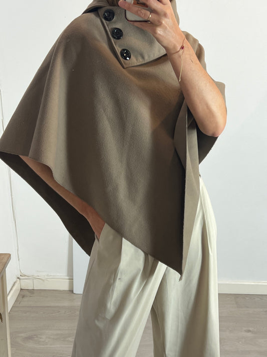 OTRAS. Poncho marrón cuello  TU(m/l)