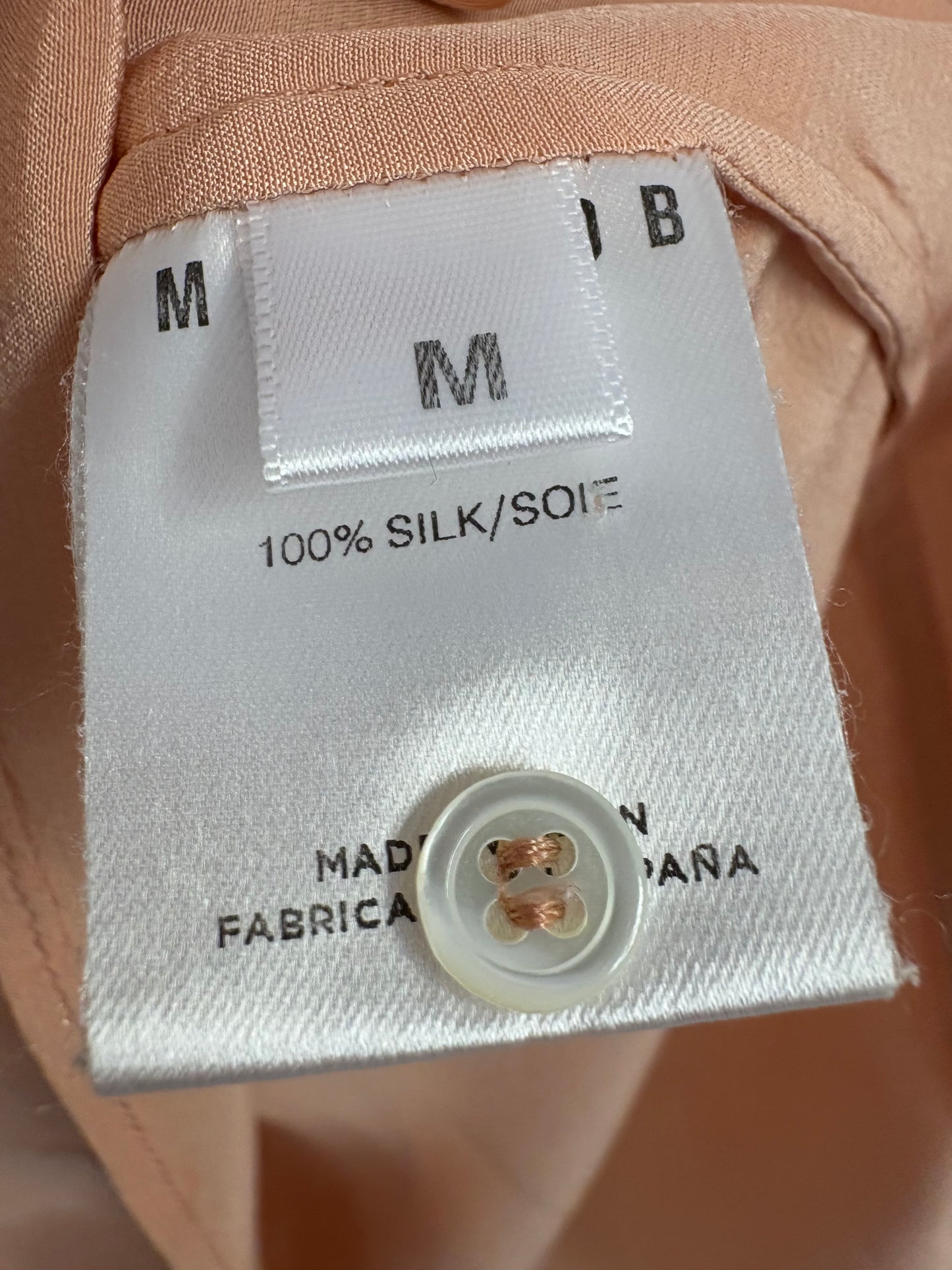 MASSCOB. Blusa seda nude