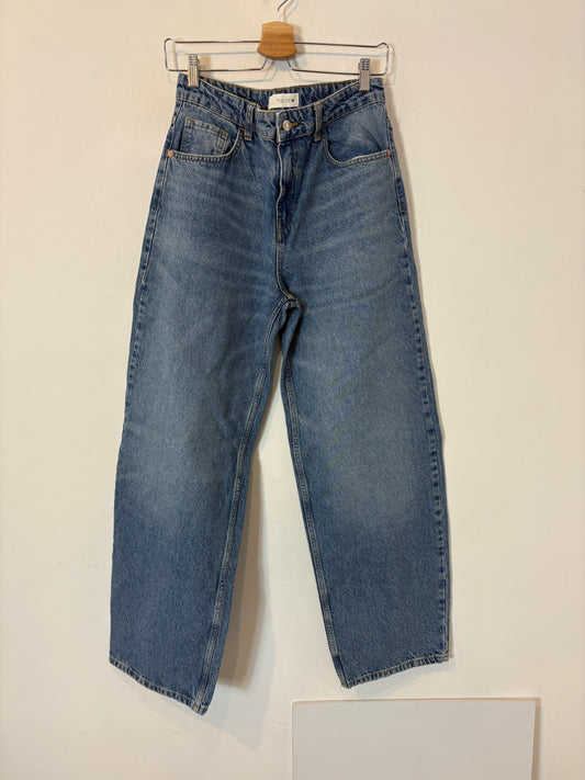 ZARA. Denim pata ancha
