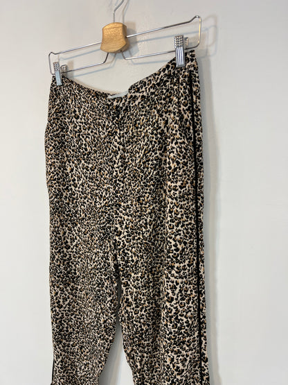 SCALPERS. total look fluid print T.38 (Tara)