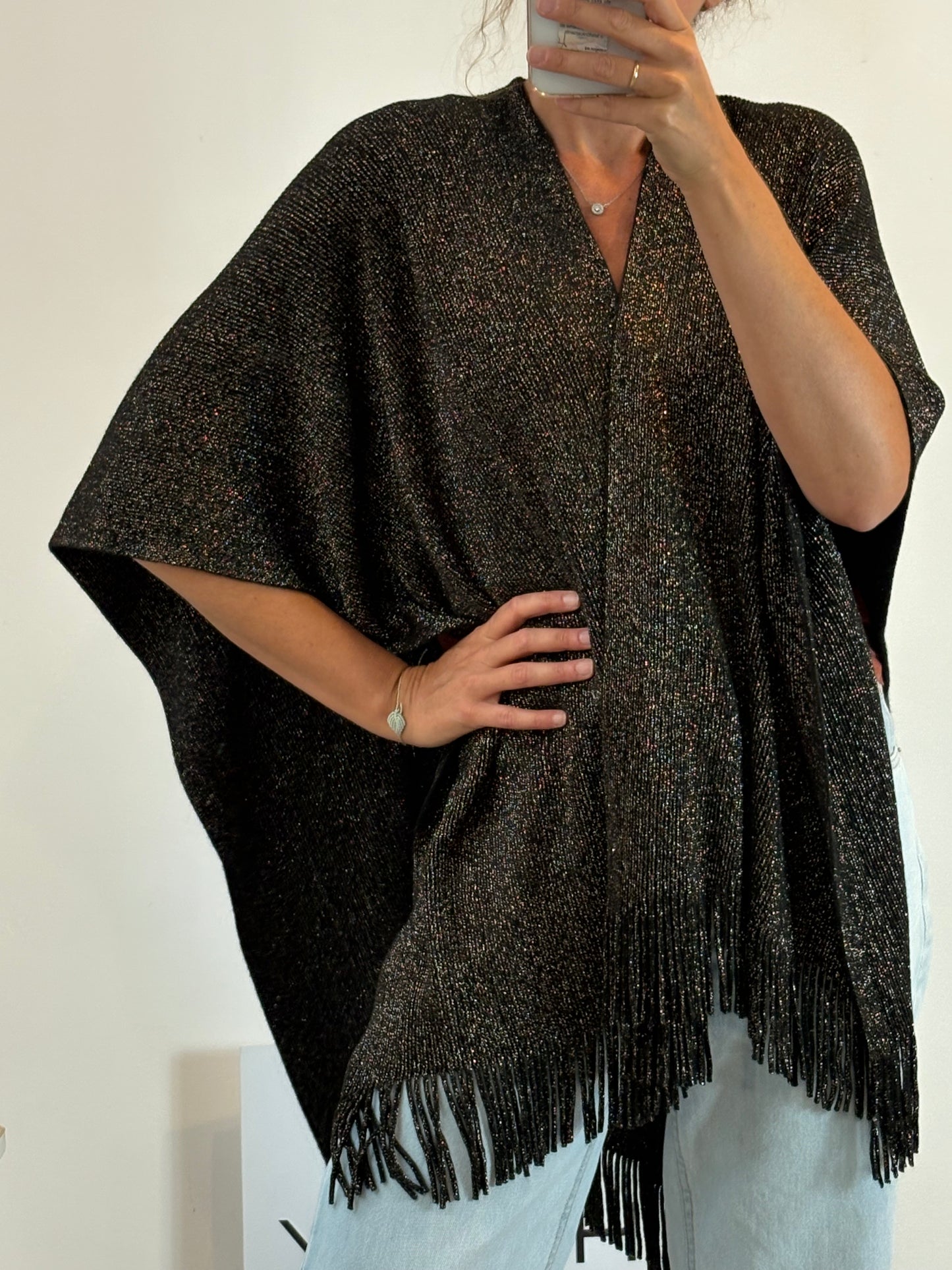 MARKS&SPENCER. Poncho punto hilos