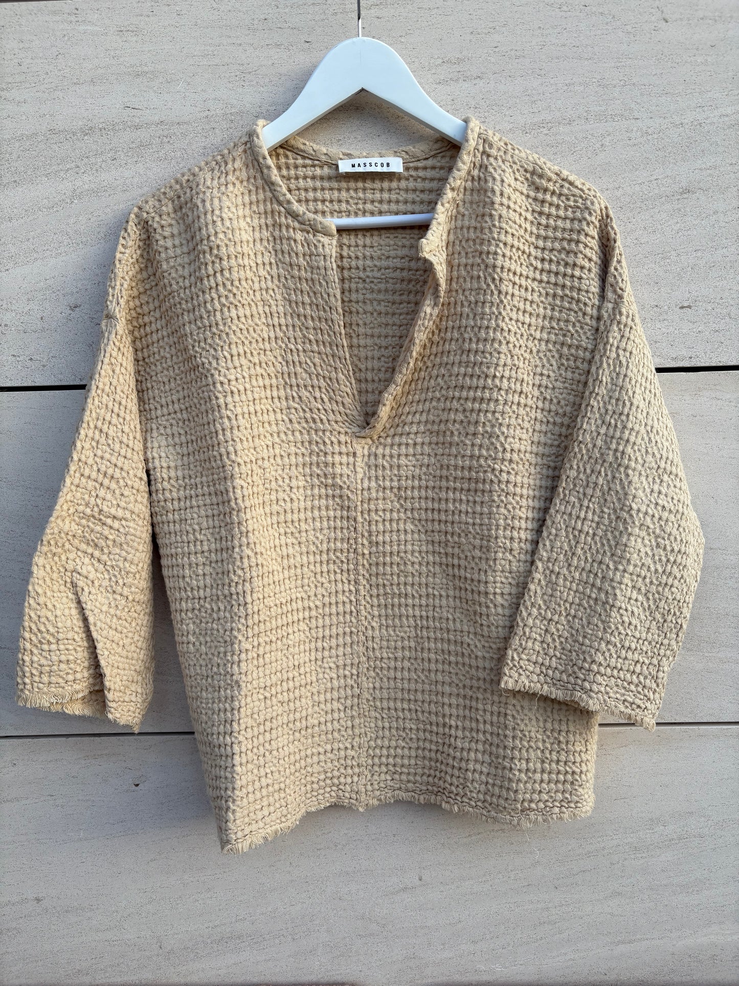 MASSCOB. Top beige algodón y lino textura