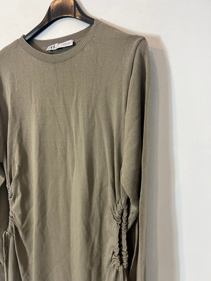 ZARA. Knitted midi dress with colored top. TM