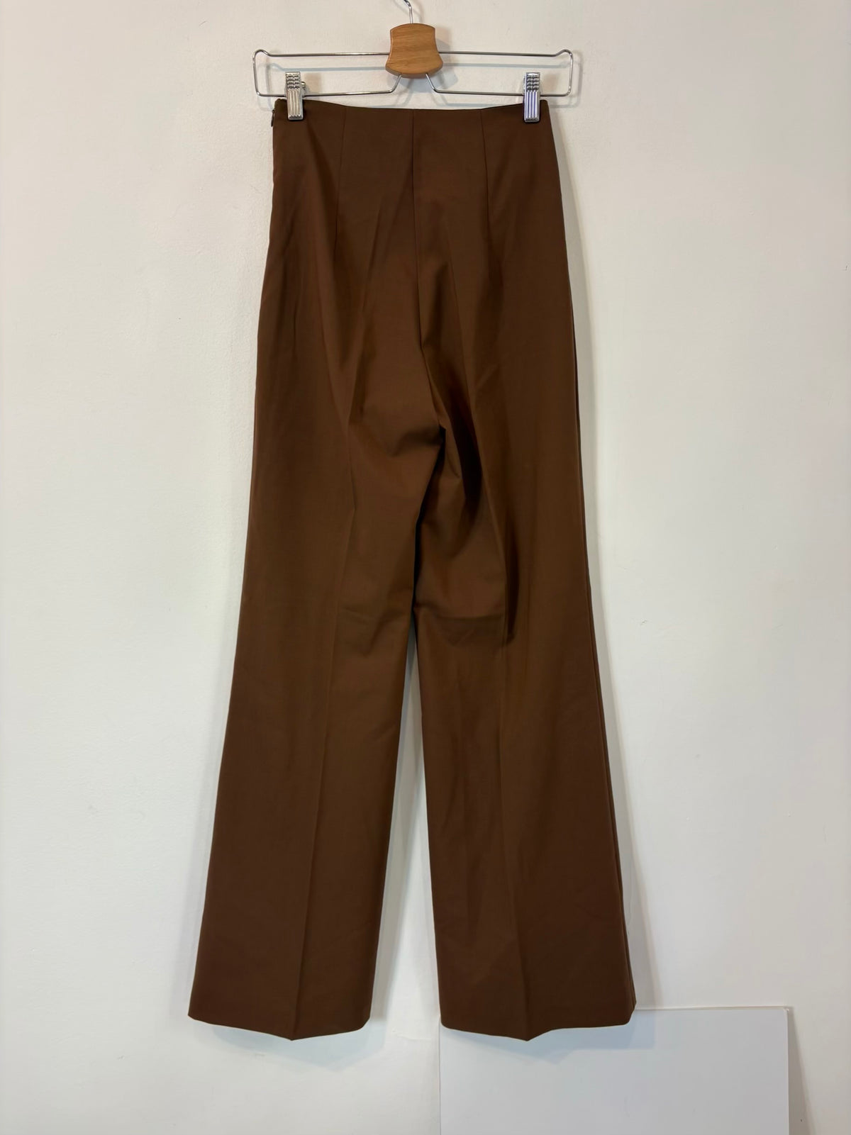 IQ COLLECTION. Conjunto top y pantalón fluidos