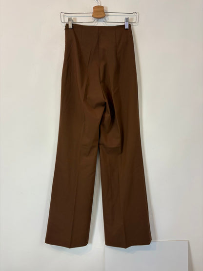 IQ COLLECTION. Conjunto top y pantalón fluidos