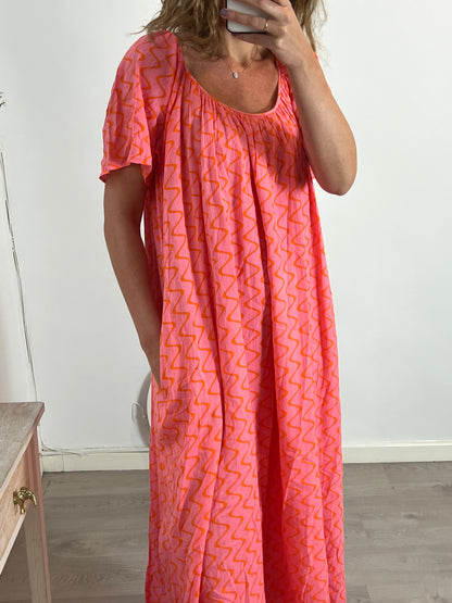 ZARA. Vestido rosa zig zag naranja. T XS(S/m)