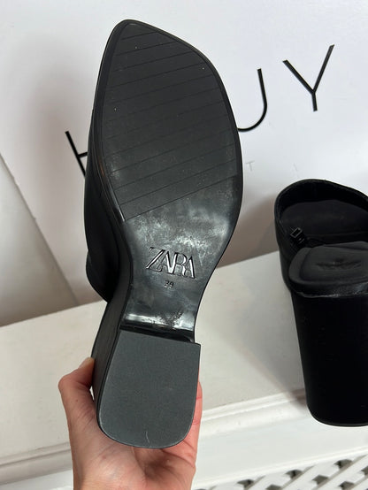 ZARA. Black satin platform shoes. Size 39