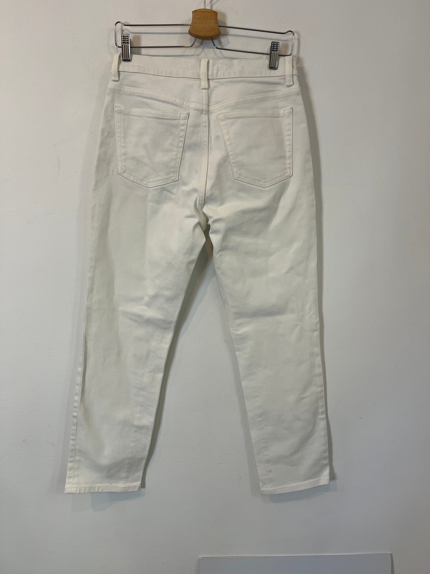 MANGO. Pantalón recto blanco T.38