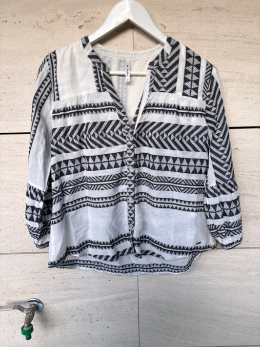 PEPE JEANS. Blusa blanca estampado étnico. T S