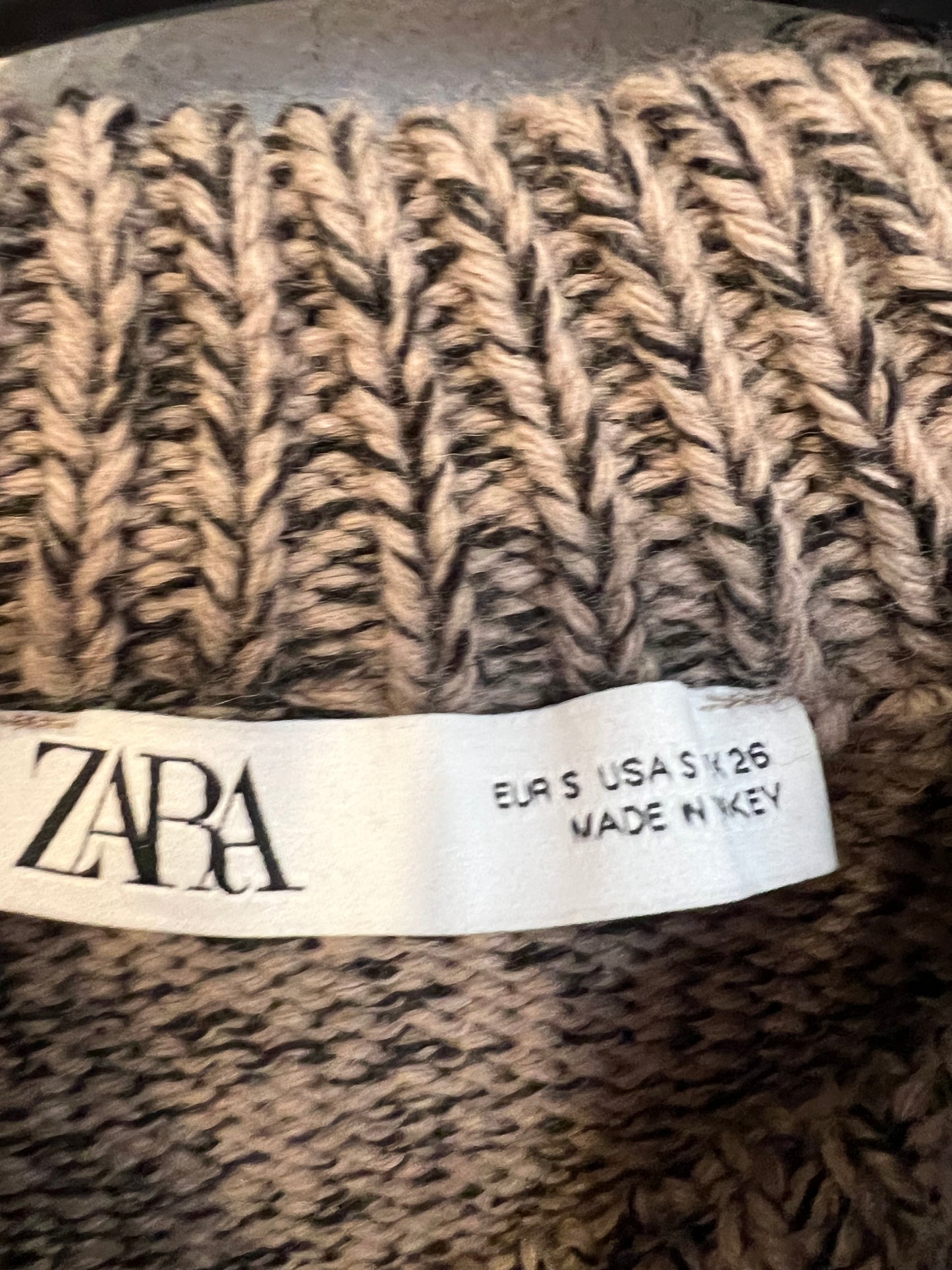 ZARA. Jersey jaspeado botones. T S
