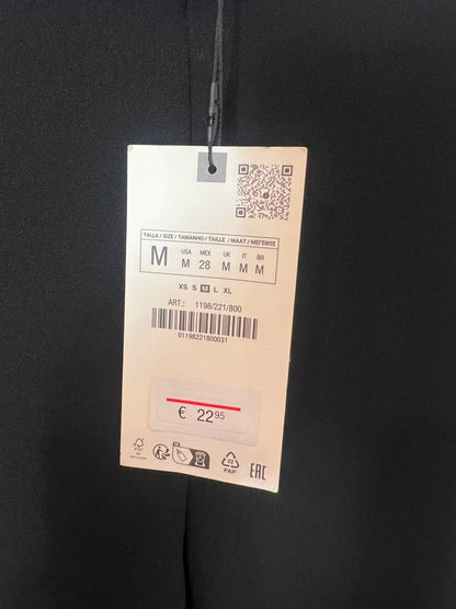 ZARA. Black stretch trousers. TM