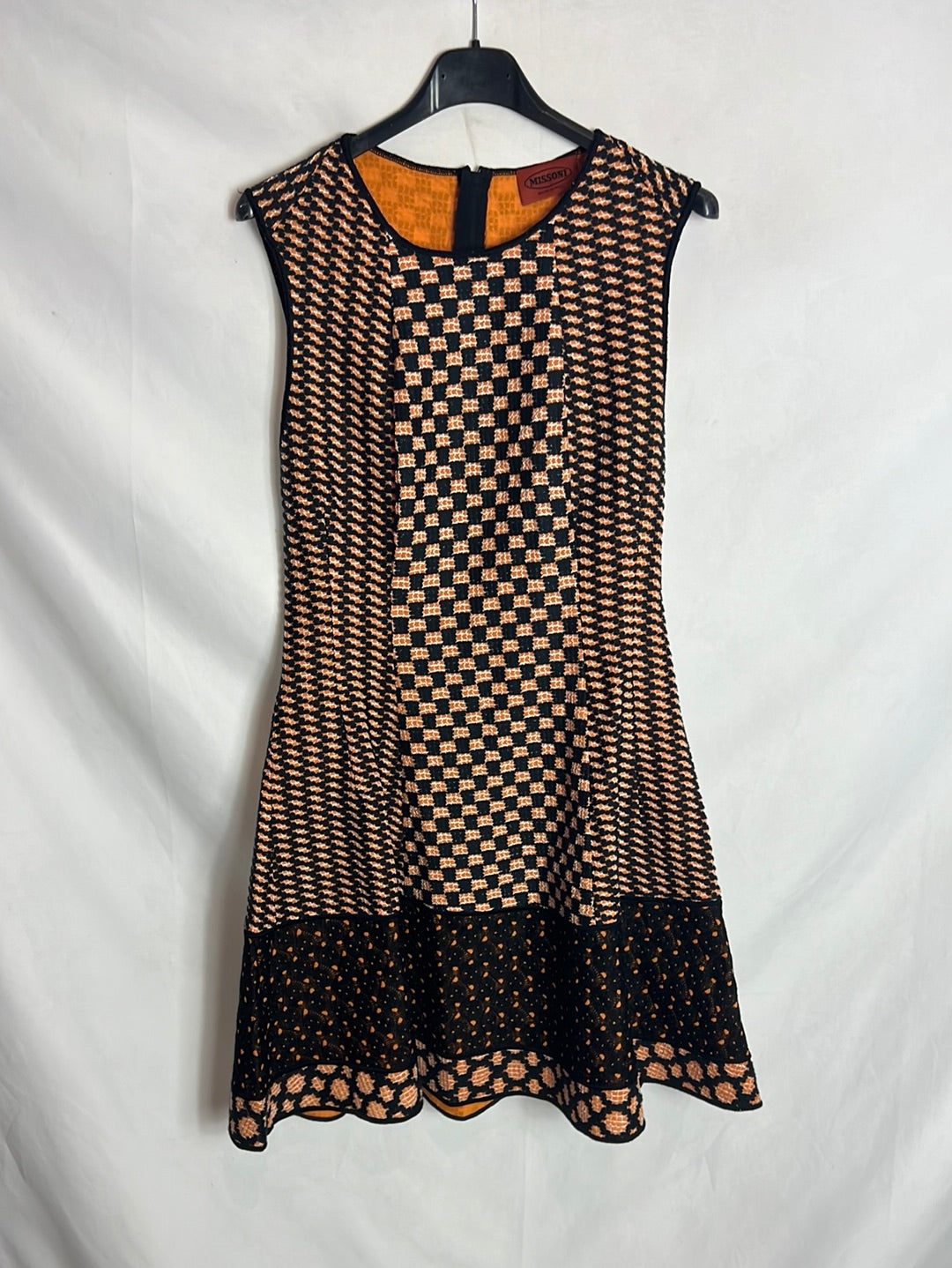 MISSONI. Vestido corto textura. T  44(38)