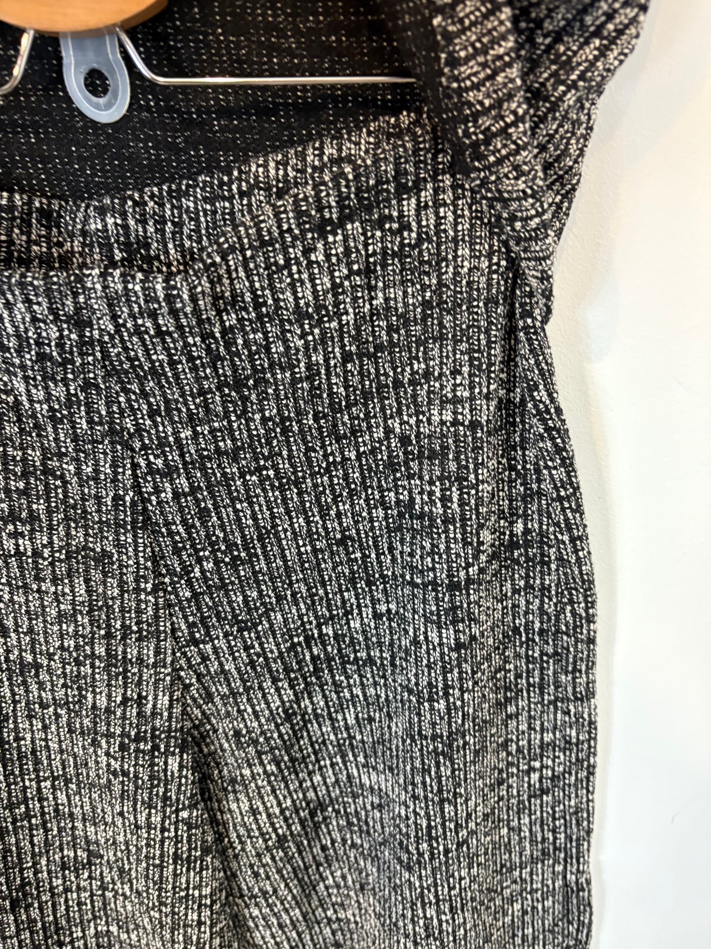 ZARA. Total look jaspeado