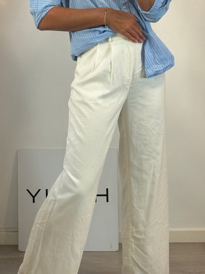 CARLOTA & CO. Pantalón fluido blanco