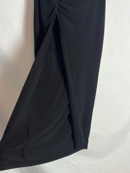 PULL&BEAR . Falda midi negra apertura . T S