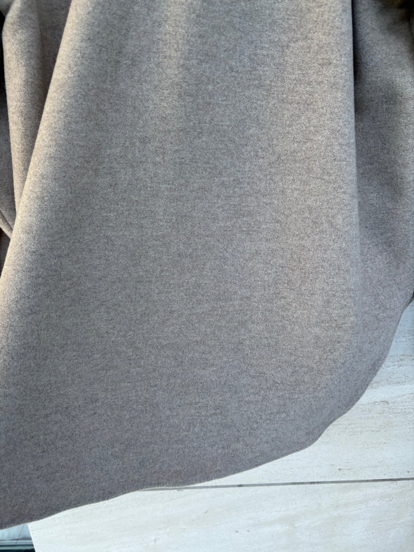 ARKET. Sobrecamisa lana bolsillos. T 36