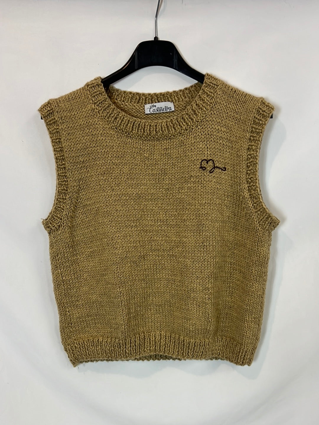 MUY CASTIÑEIRA. Chaleco beige TU(S)