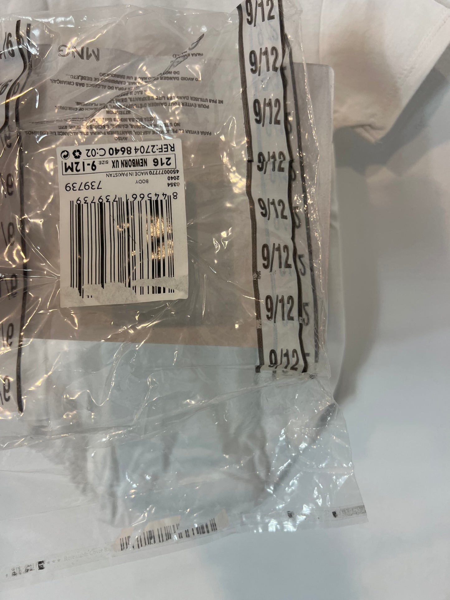 MANGO. Body blanco algodón. T 9-12 meses