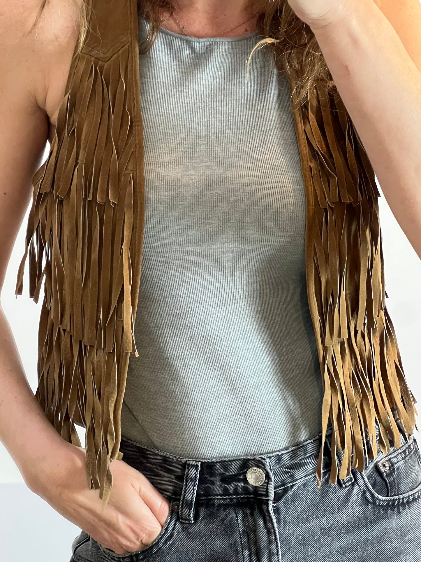 PIMKIE. Chaleco ante flecos. T S