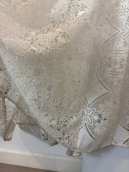 MAJE. Vestido blanco encaje